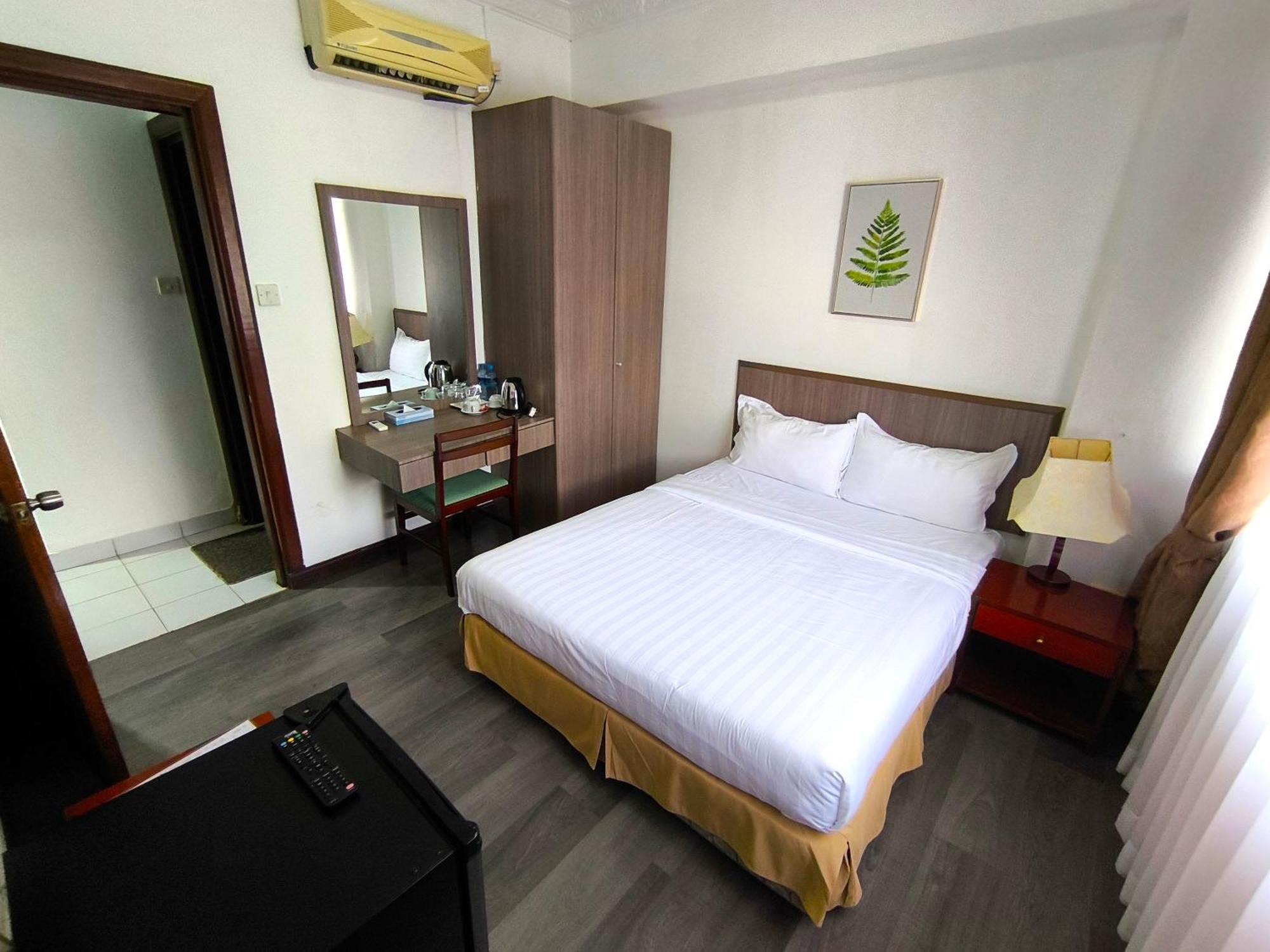 Jubilee Hotel Bandar Seri Begawan Exterior foto